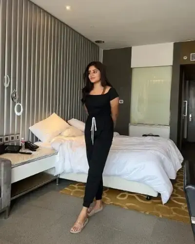 Call Girls Meerut Cash On Delivery